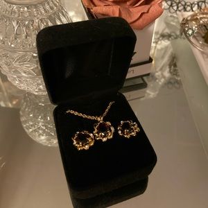 🌹CZ Ruby-toned Earrings + Necklace Set